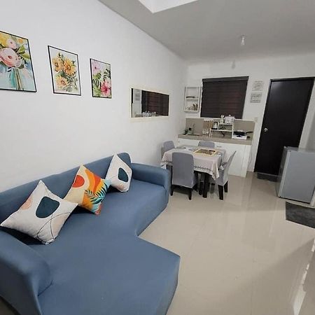 לינה וארוחת בוקר Cabanatuan City Bella 1 מראה חיצוני תמונה