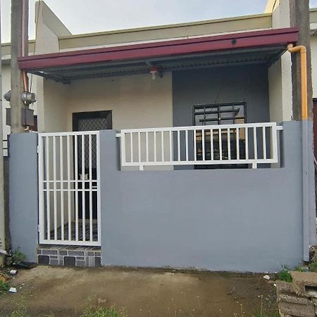 לינה וארוחת בוקר Cabanatuan City Bella 1 מראה חיצוני תמונה
